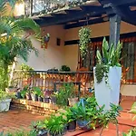 Habitación con baño privado en el corazón de Manga